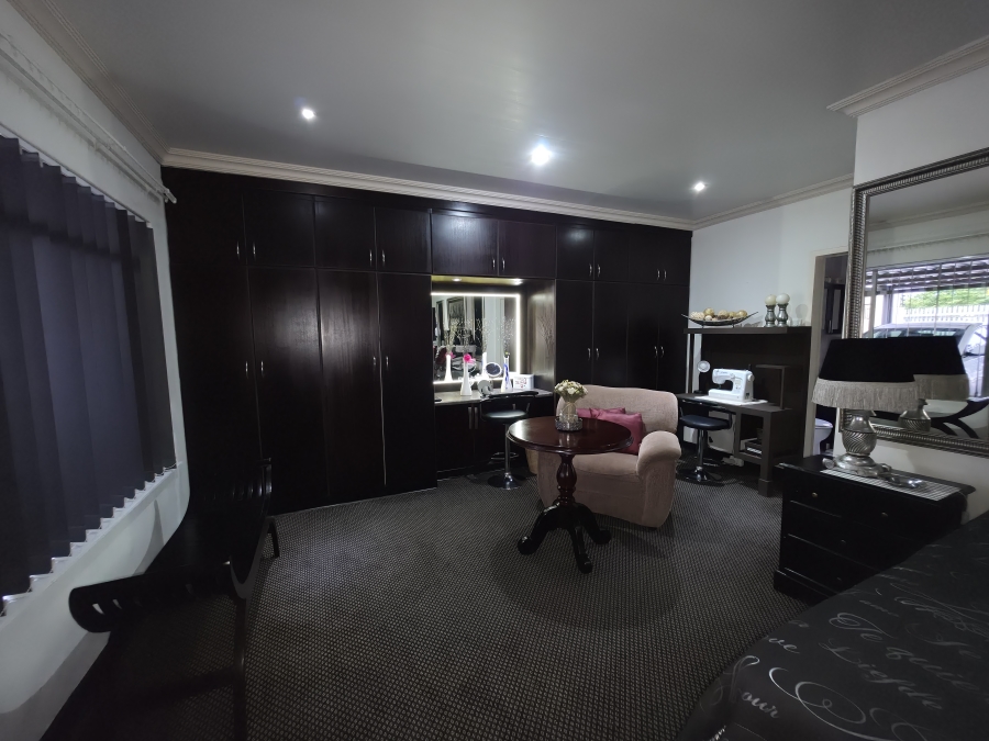 3 Bedroom Property for Sale in Riebeeckstad Free State
